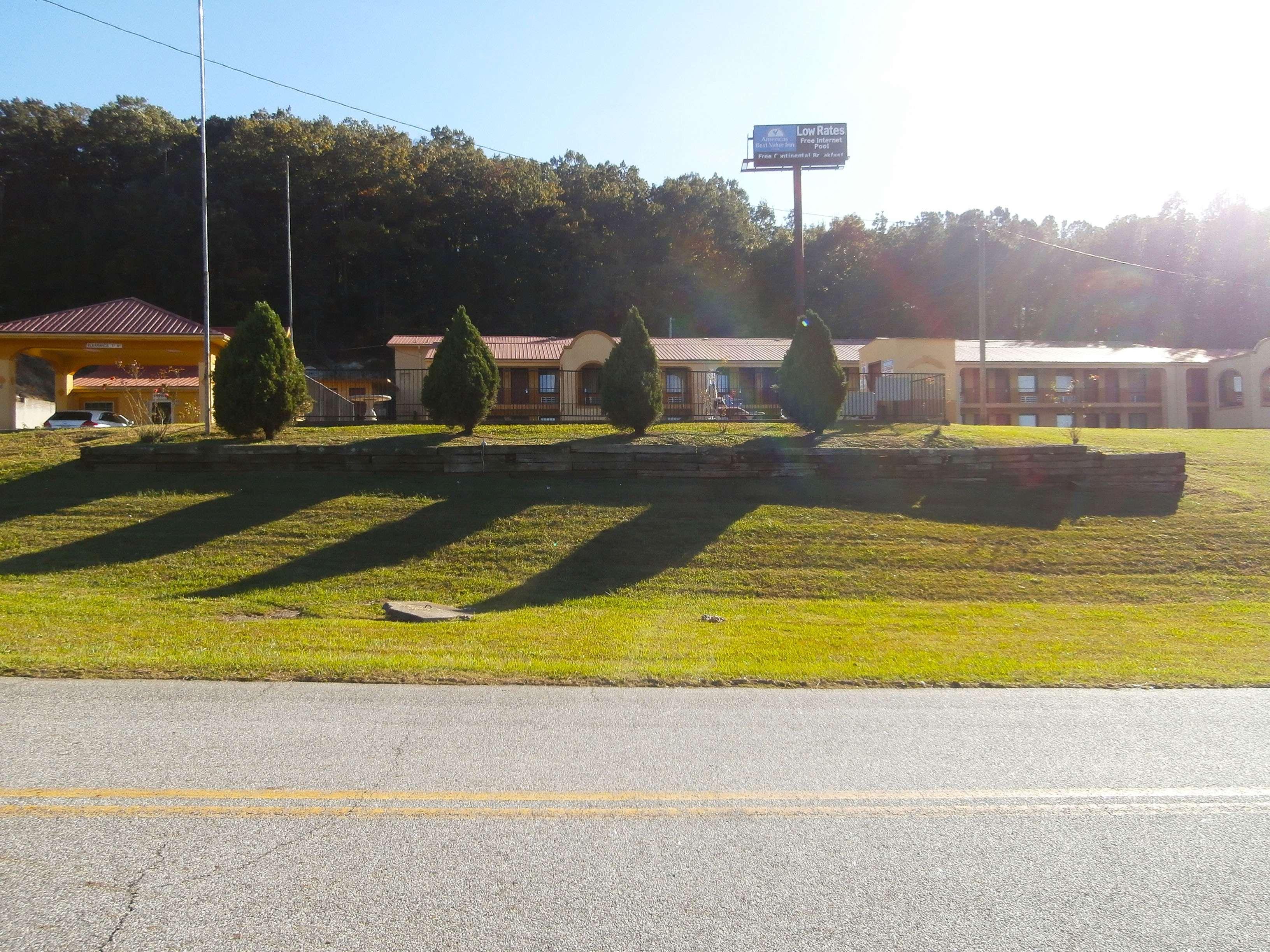 Americas Best Value Inn Cartersville Exterior foto